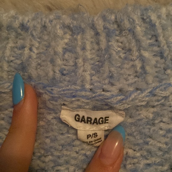 💙 Garage cropped sweater 💙 - Picture 3 of 3
